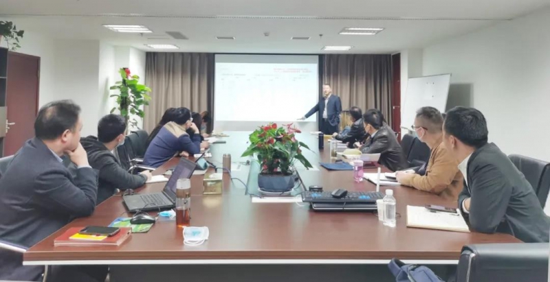 ��������(�й���)���޹�˾������չ���װ�ı������Ӫҵ��ѵ��