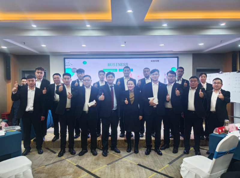 ������ʽ����������ح����һֱѧϰר������ͻ���ά���г�������������������������ʵ�ߺ�ÿһ����ӡ������������