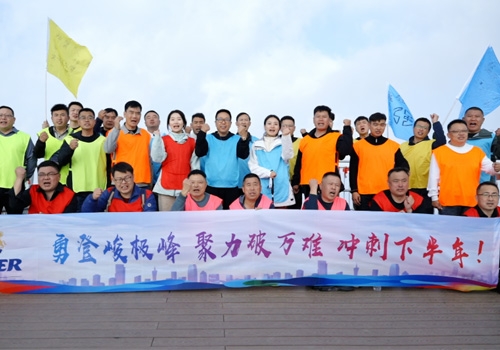 ���ľ��������������Ž�ܽ�ح�������ڴ���δ���������У����������ܼ�����д������������ѵľ���ƪ�£�